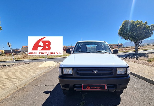 Imagen de TOYOTA HILUX DOBLE CABINA