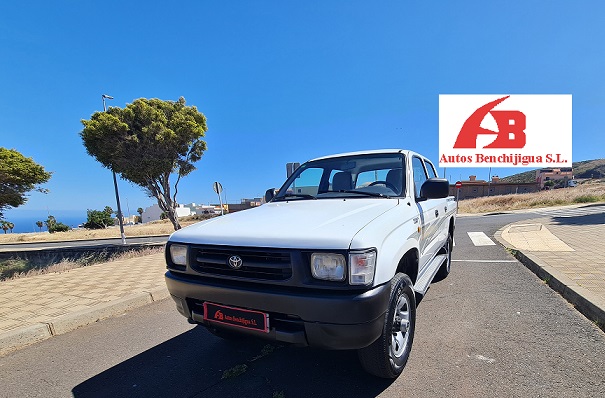 Imagen de TOYOTA HILUX DOBLE CABINA