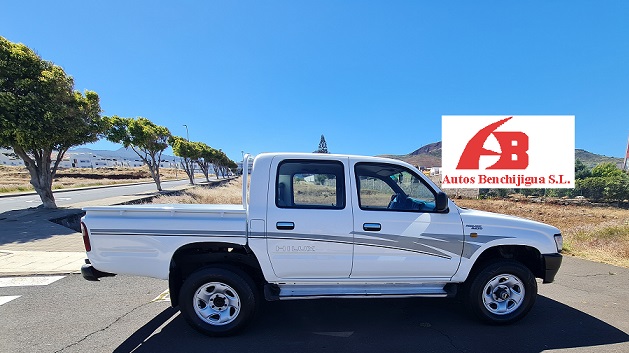 Imagen de TOYOTA HILUX DOBLE CABINA