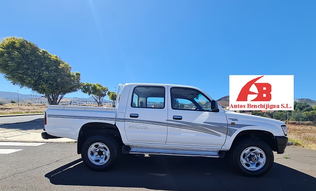 Imagen de TOYOTA HILUX DOBLE CABINA