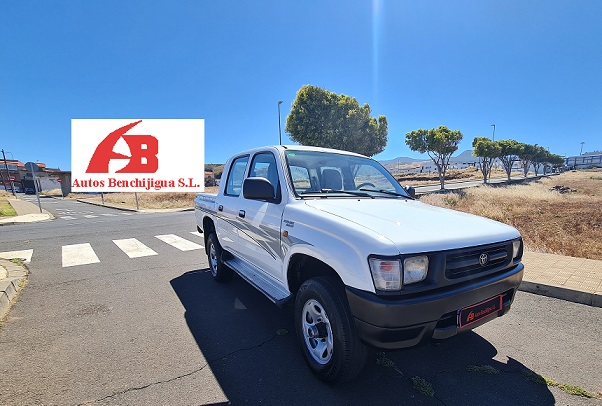 Imagen de TOYOTA HILUX DOBLE CABINA