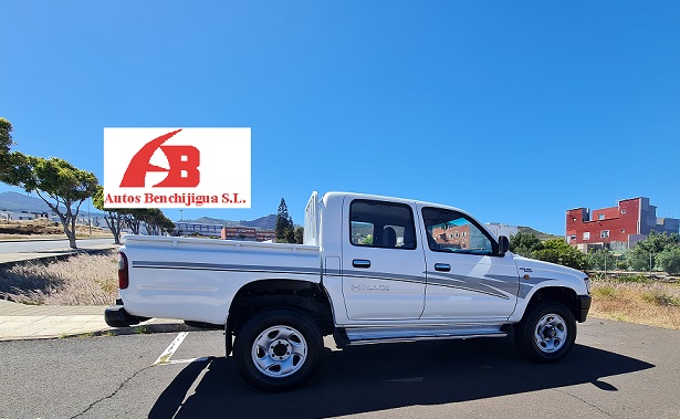 Imagen de TOYOTA HILUX DOBLE CABINA