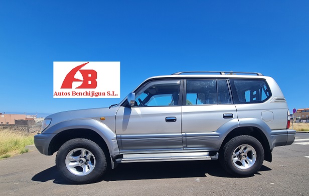 Imagen de TOYOTA LAND CRUISER