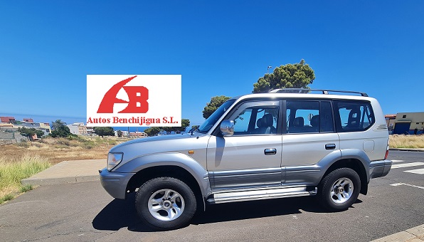 Imagen de TOYOTA LAND CRUISER