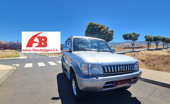 Imagen de TOYOTA LAND CRUISER