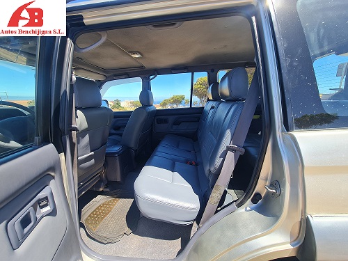 Imagen de TOYOTA LAND CRUISER