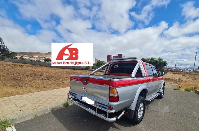 Imagen de MITSUBISHI L-200