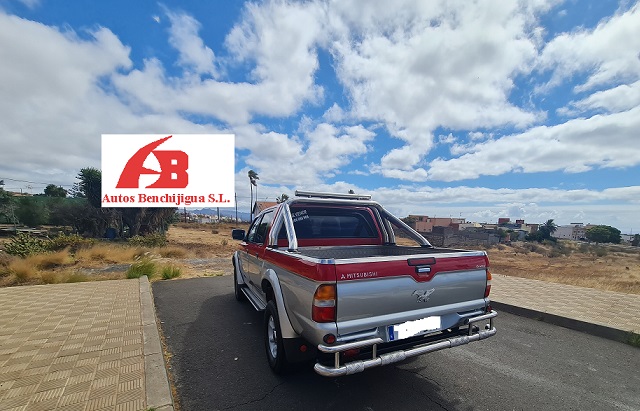 Imagen de MITSUBISHI L-200